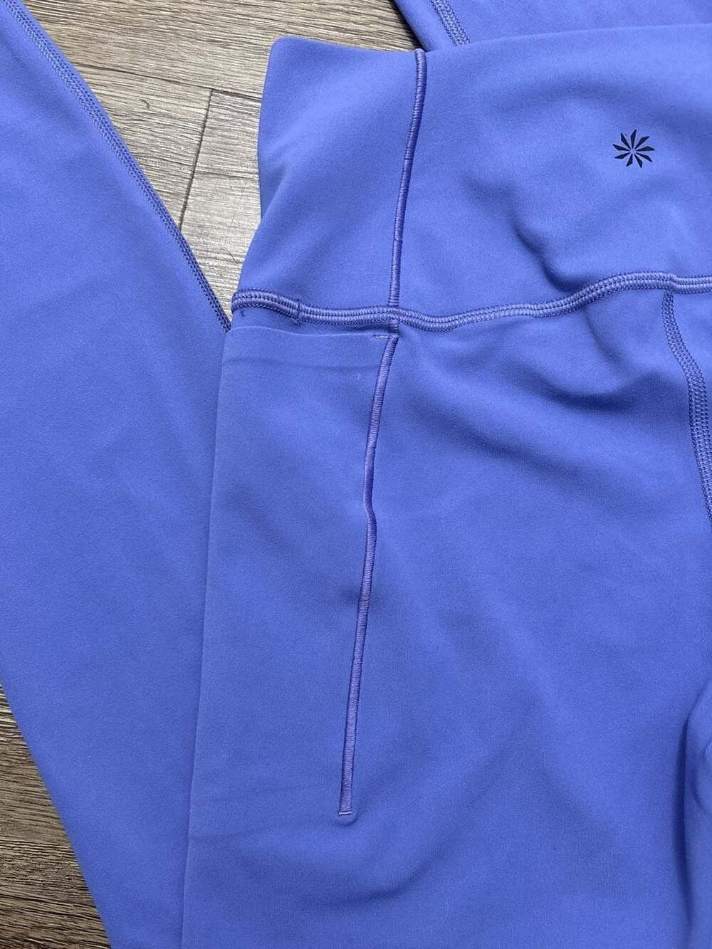 Athleta Transcend Stash Tight Buttery Soft - Picture 4 of 6